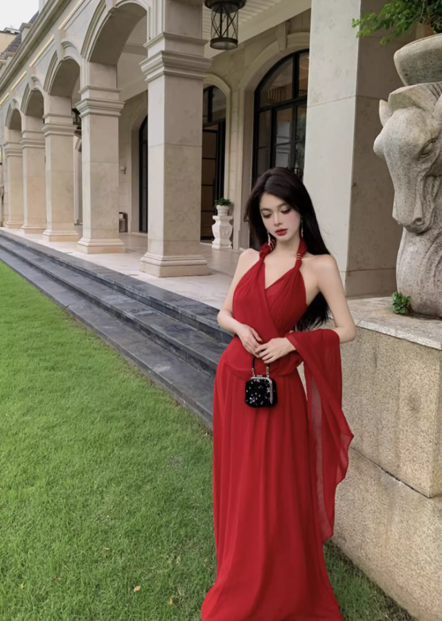French seaside holiday long dress, temperament and slim red v-neck halter neck drape dress R1600