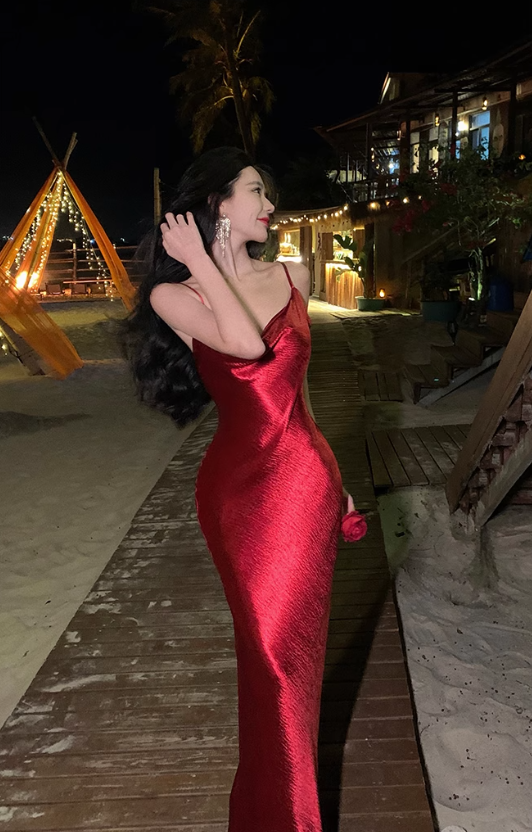 Retro suspenders red acetate swing collar hip-wrapped backless slim holiday inner skirt R1432