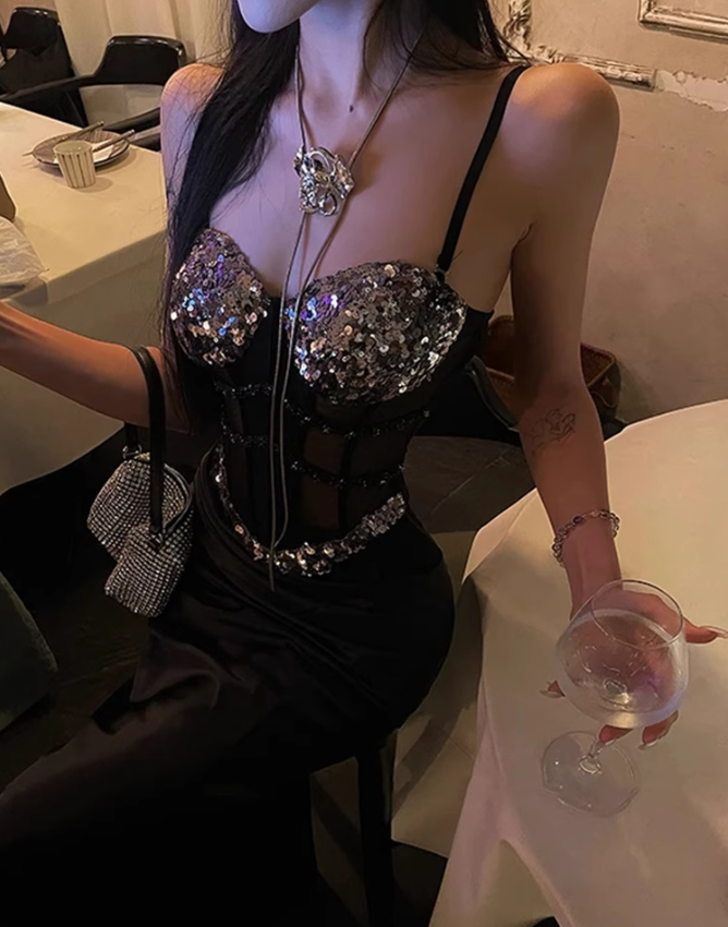 Large size French pure desire heavy sequined fishbone bra temperament hip skirt suit R1852