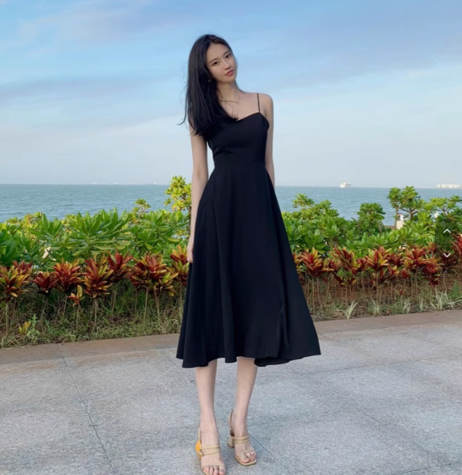 Sanya beach dress 2025 sexy backless suspender dress holiday travel long dress R1500