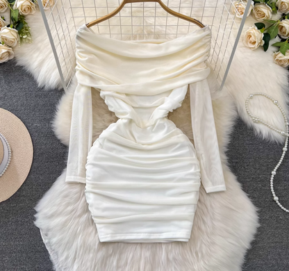 Pure sexy one-shoulder off-shoulder waisted petite short pleated mesh hip-wrapped bottoming dress R0386