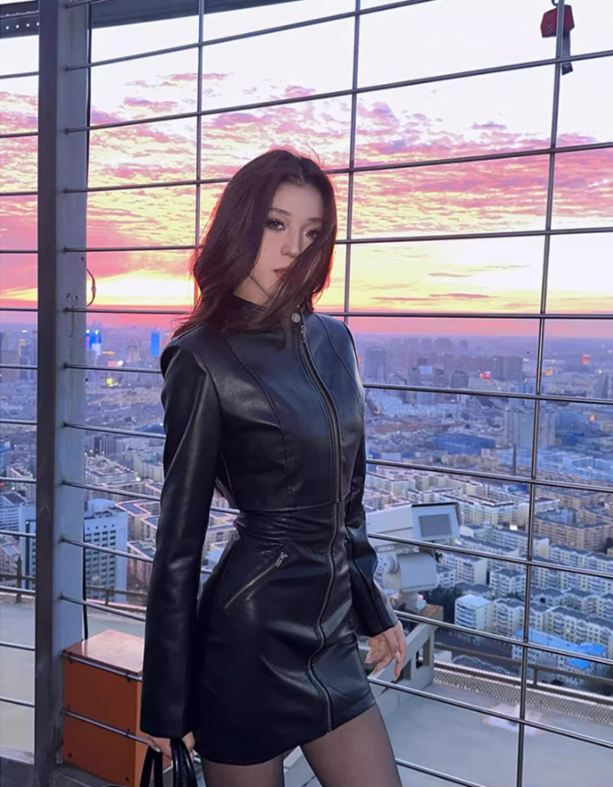 Hot girl short leather jacket women 2025 sexy slim hip suspender skirt suit R1025