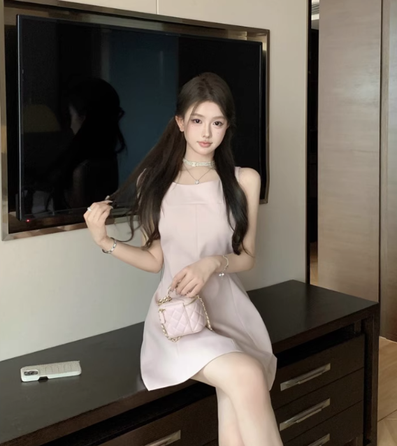 French round neck sleeveless suspender dress temperament waist high-end gentle short skirt R1560
