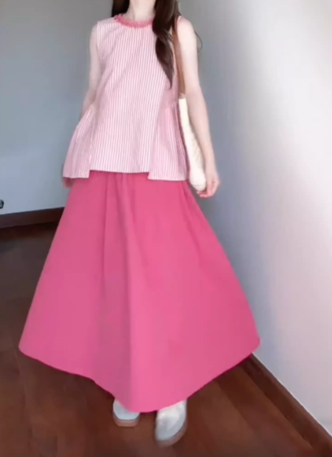 A set of gentle pink striped sleeveless top a-line skirt beautiful suit R0782