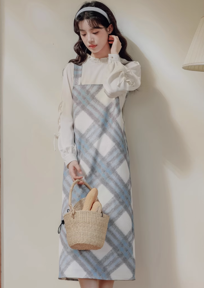 French sweet suspender plaid dress 2025 new popular beautiful suit skirt R2385