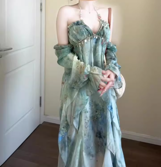 Irregular smudged halter neck dress gentle temperament beautiful beach dress R0737