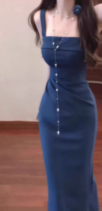 Retro blue suspender dress with elegant waist and slim fit R0757