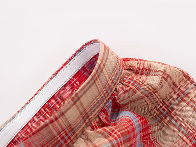 2025 Summer New Red Plaid French Retro Square Neck Temperament Short Sleeve Dress R0973