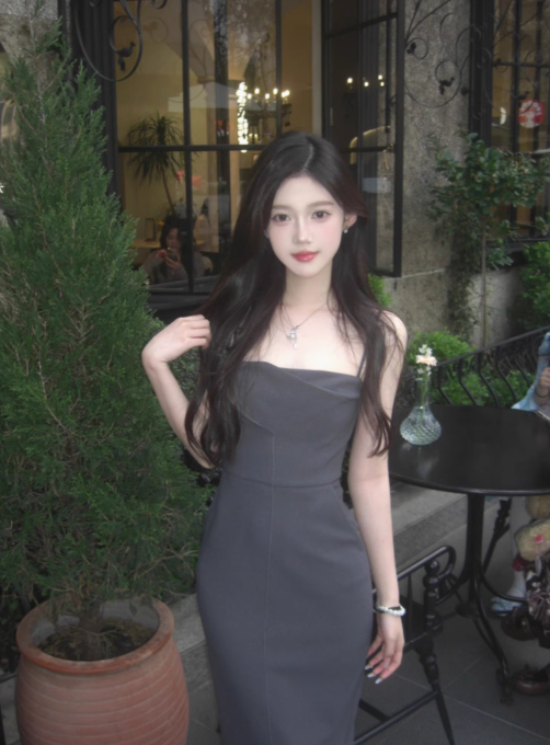 One-shoulder suspender dress tight dress sexy slim hip-hugging high-end inner skirt R1545