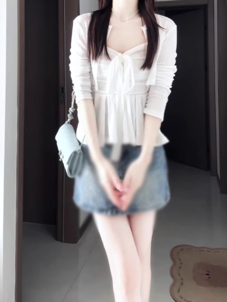 Gentle temperament white cardigan camisole vest denim shorts three-piece set R0888