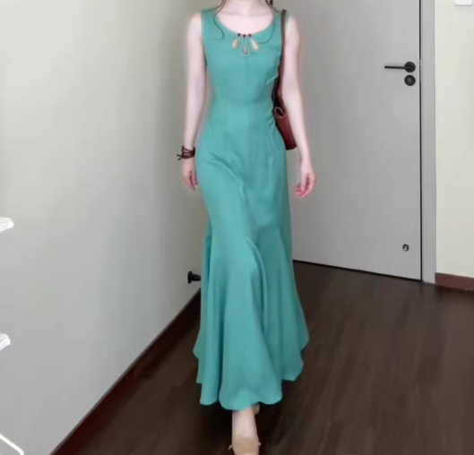 Gentle style sleeveless vest dress is super beautiful waist hip fishtail skirt R0702