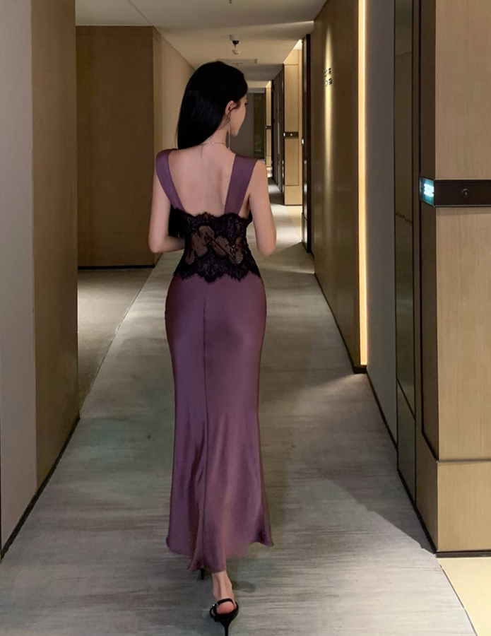 Sexy satin lace deep V-neck dress French sexy evening dress high-end R1619