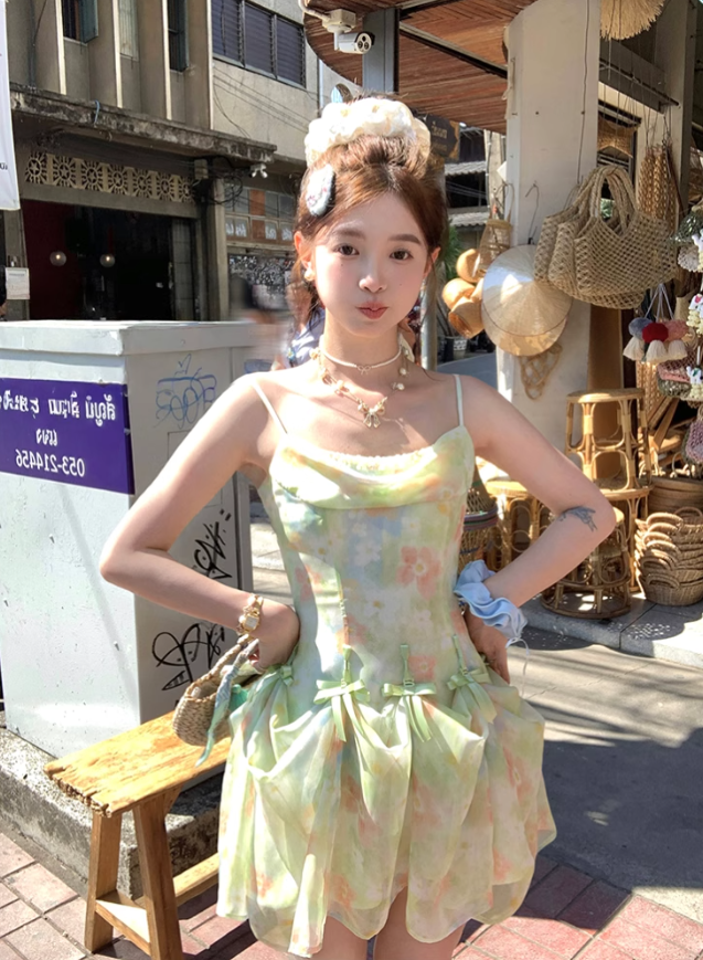 Mid-length chiffon waist-hugging sling neckline A-line dress summer French style slim temperament skirt R4737