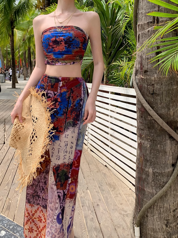 Holiday style retro print tube top vest irregular hip skirt two-piece set R0894