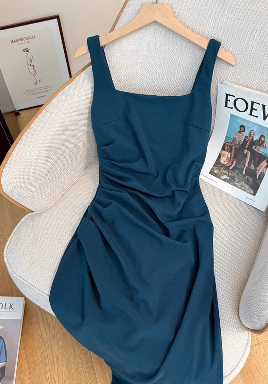 French pure desire pleated suspender dress for women new style waist slimming slit hip skirt R4030