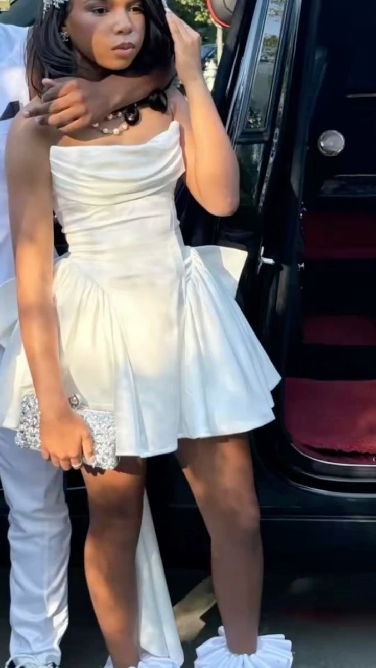 Minimalist White A-Line Strapless Large Bow Back Accessory Bodycon Mini Dress Homecoming Dress RS251