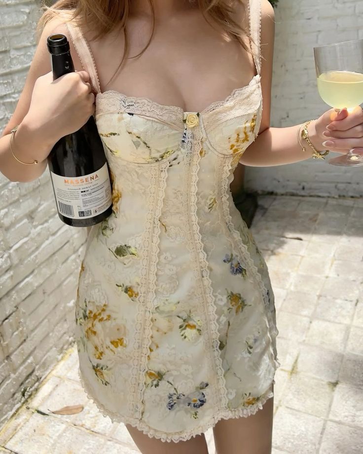 Apricot Retro Floral Strap Waist Slim Skirt Homecoming Dress R3357