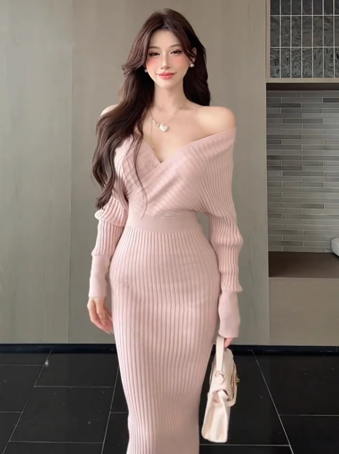 French gentle style V-neck backless knitted dress 2025 waist-hugging hip long skirt R1159