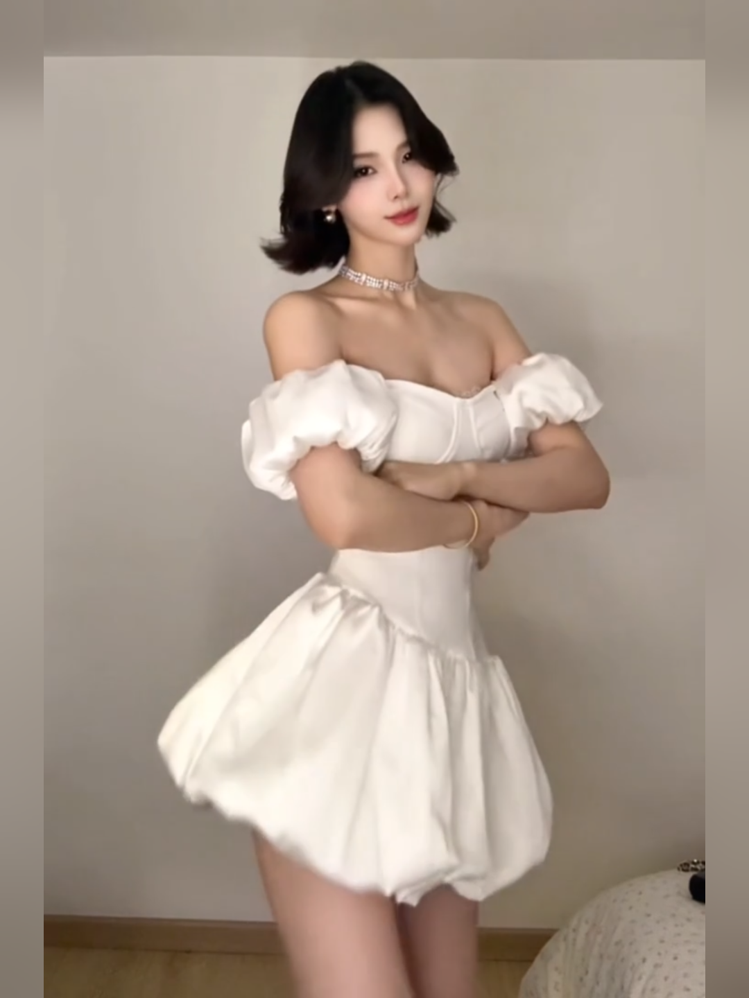 French style white one shoulder dress female temperament waist princess flower bud puffy skirt R3595