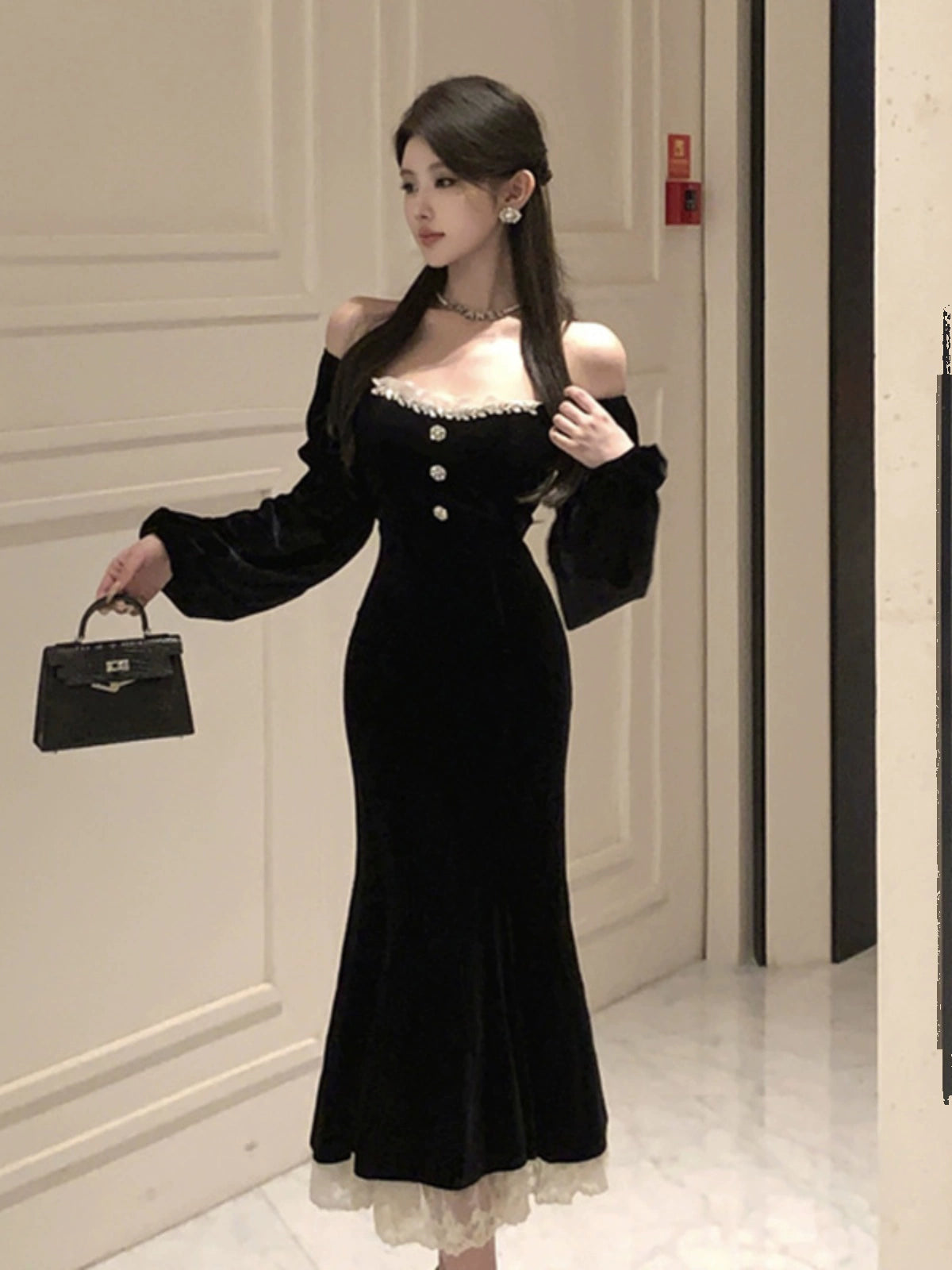 Black velvet dress for women winter birthday dress party dress      S5877
