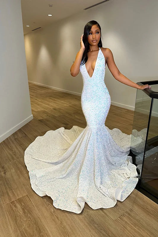 Fantasy White Evening Dress Sequins Sleeveless V Neck Halter Prom Dress        S3865
