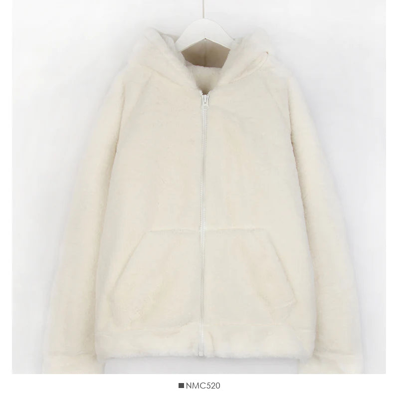 Korean loose and thin large pocket hooded Plush warm coat for women      S2536