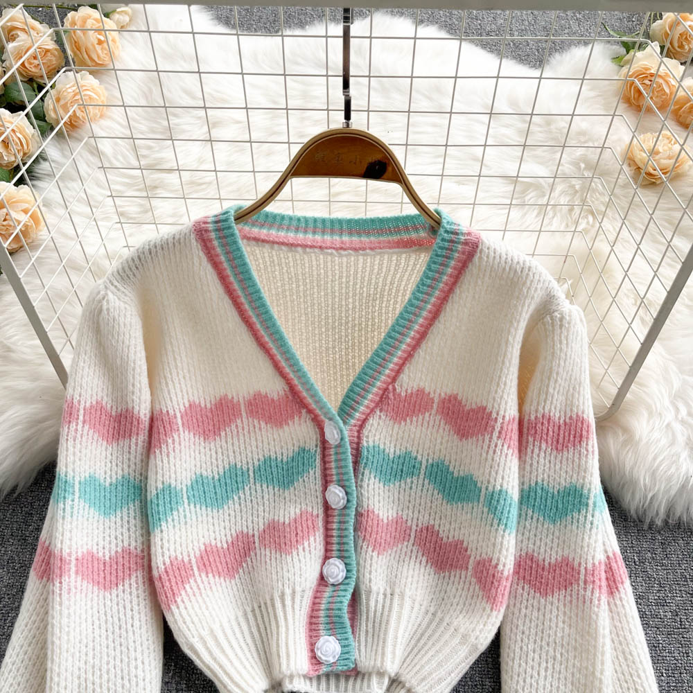 Cute heart pattern cardigan sweater   S588