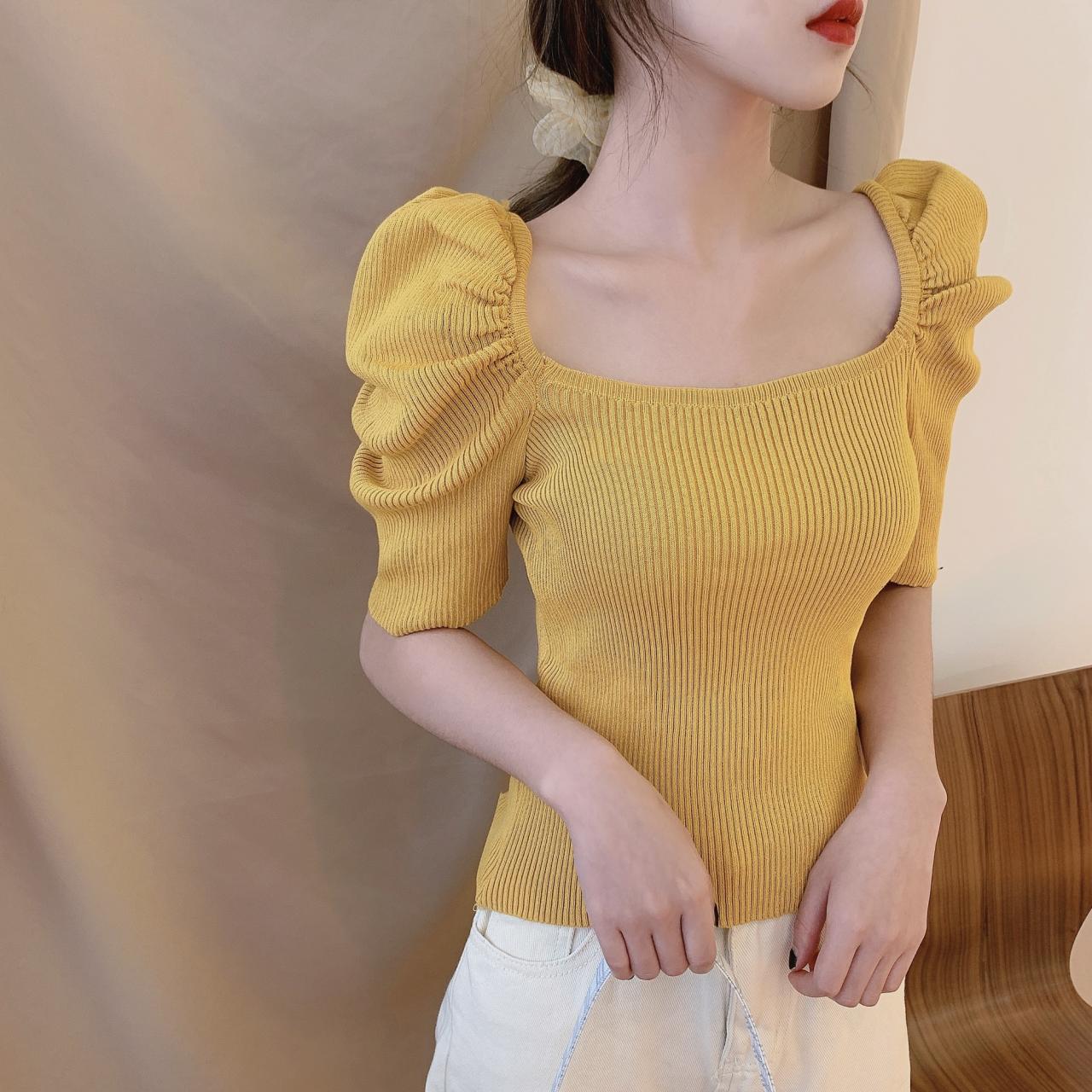 Cute round neck knitted top    S46