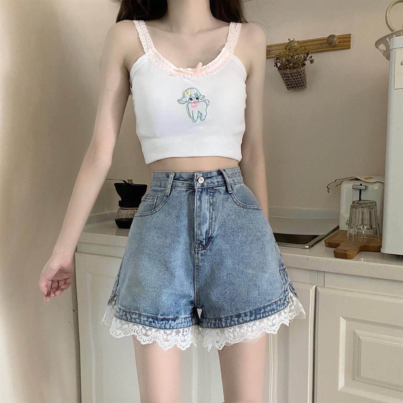 Cute denim shorts     S350