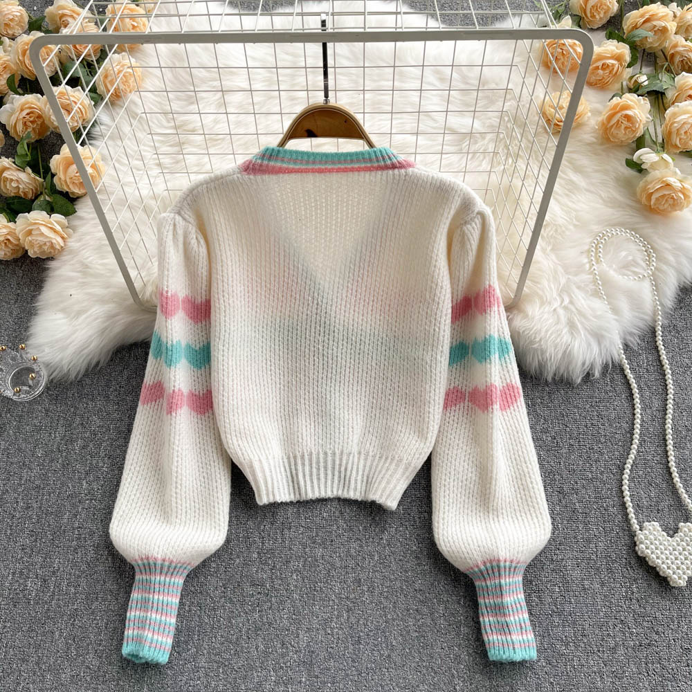 Cute heart pattern cardigan sweater   S588