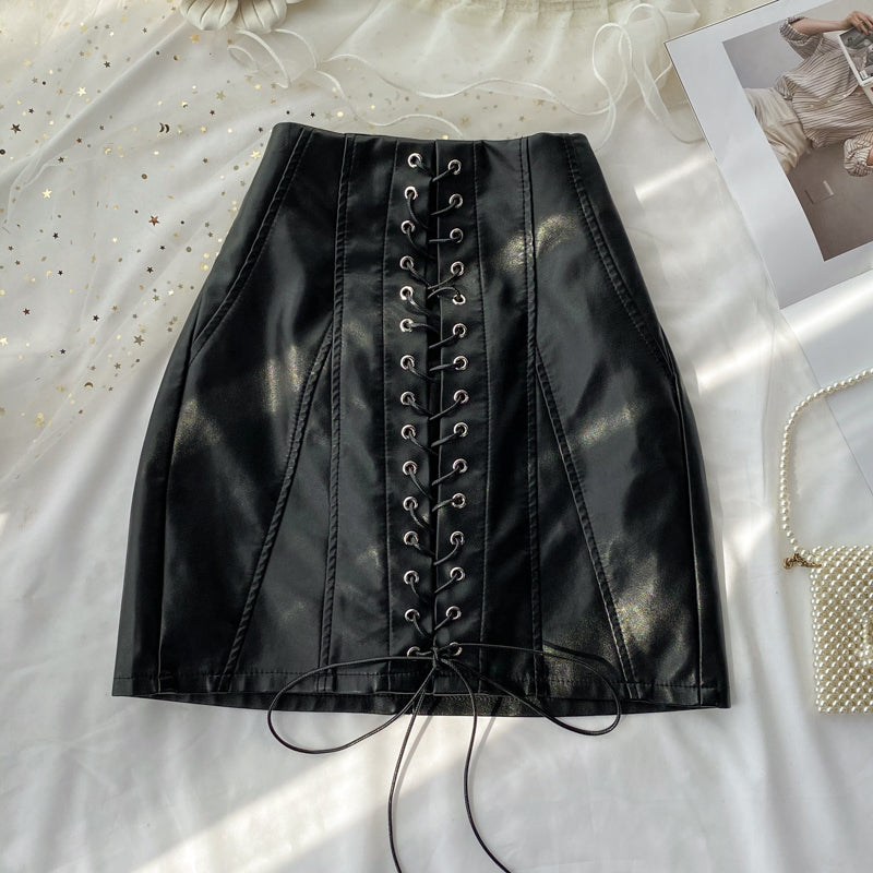 Black A line PU leather skirt    S31