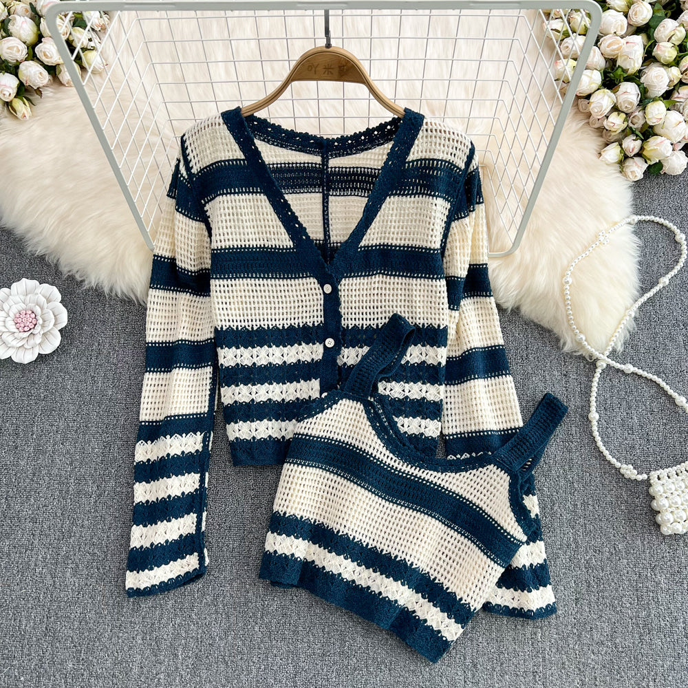 Stylish Two Piece Cardigan Sweater    S412