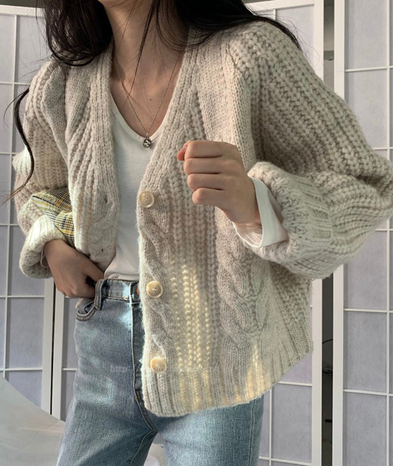 Simple V-neck knitted sweater coat   S64