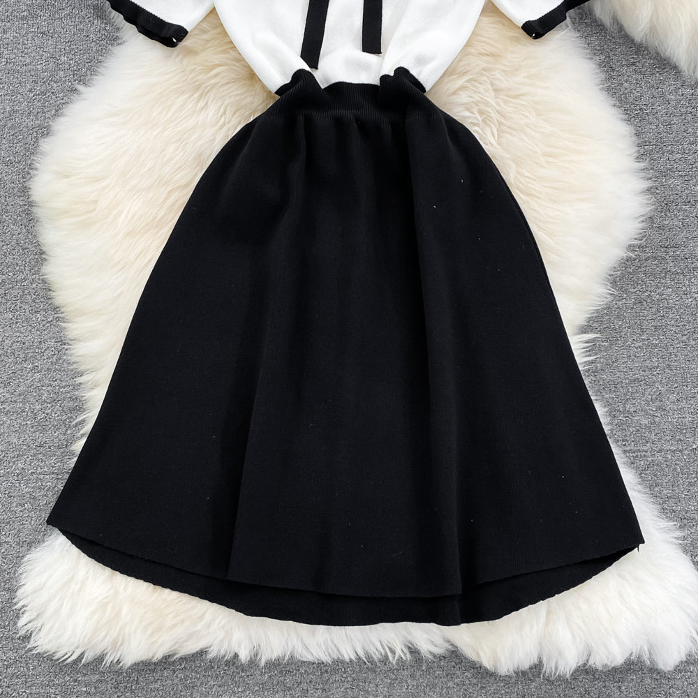 Cute white and black knitted dress     S318