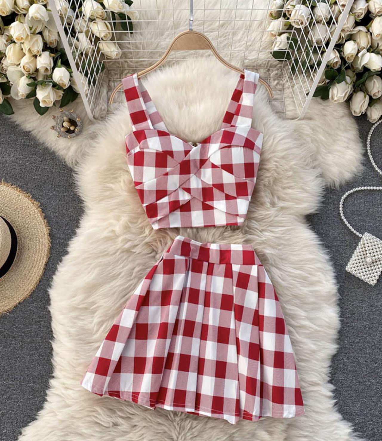 Stylish plaid two pieces sets   S58