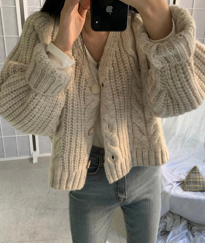 Simple V-neck knitted sweater coat   S64