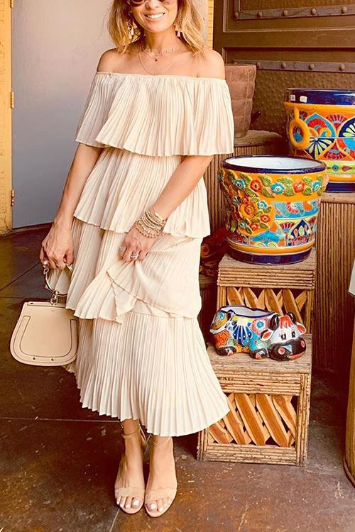 Off Shoulder Pleated Dress    S1562