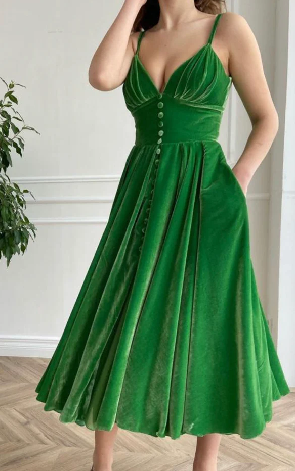 Green V-neck velvet short prom dress homecoming dress      S837