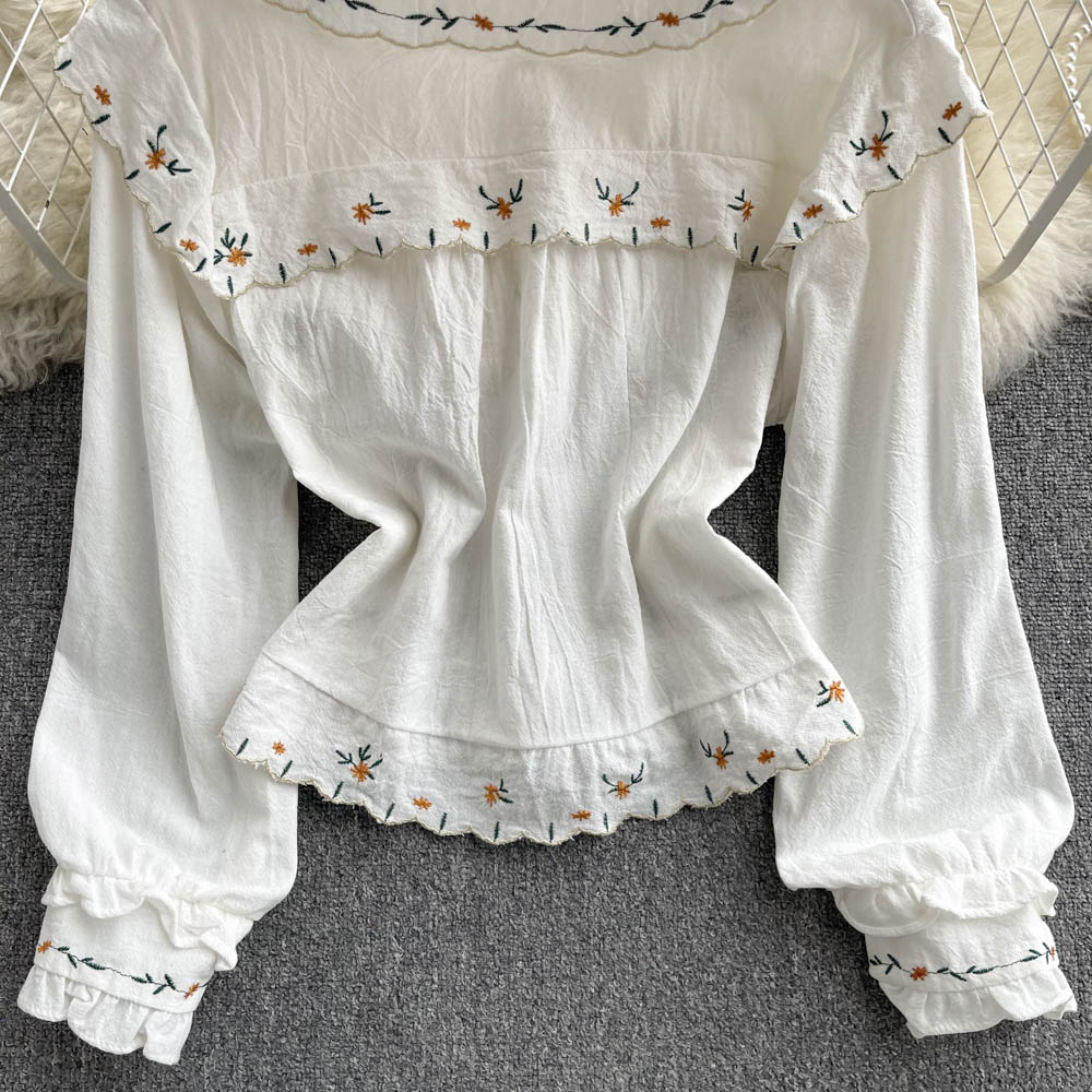 Cute embroidered top     S443