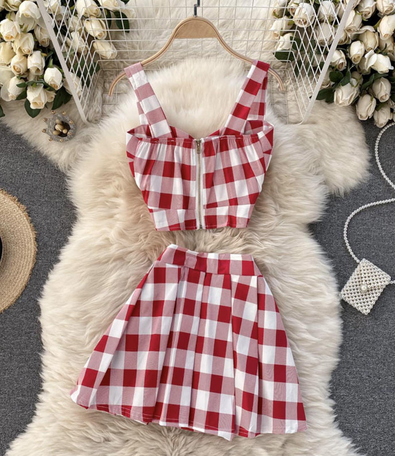 Stylish plaid two pieces sets   S58